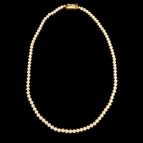 Monet Vintage Mini Faux Ivory Pearl Necklace Gold Ton Box Clasp - Picture 1 of 3
